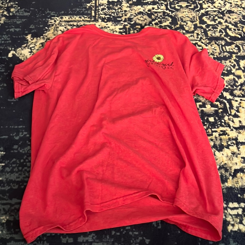 Cute shirt in good condition hardly worn